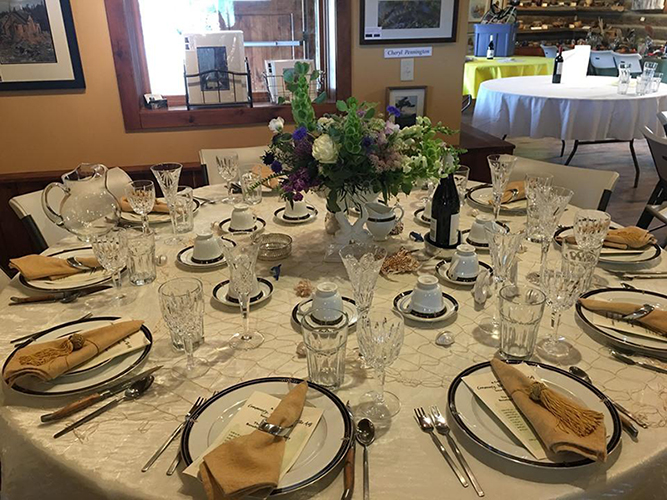 Gala Table